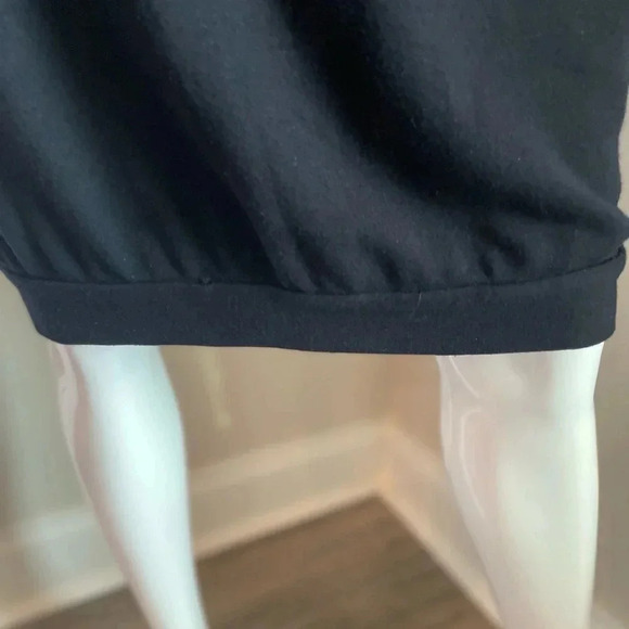 Calvin Klein Black Sleeveless 3 button Stretch Shell Dress. Size Medium - Picture 5 of 7